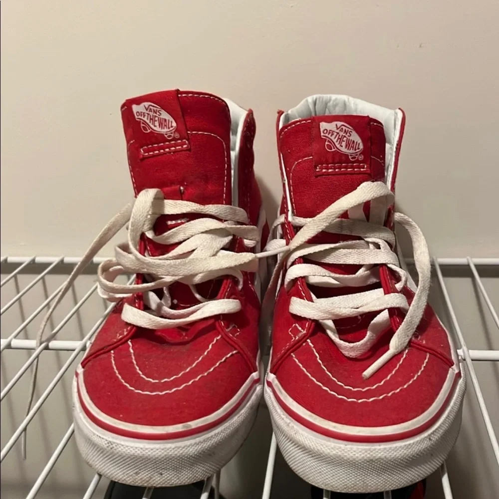 Vans - Picture 1 of 2